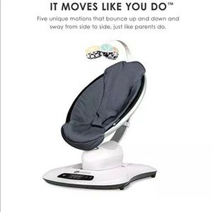 4moms mamaroo classic black infant seat Bluetooth